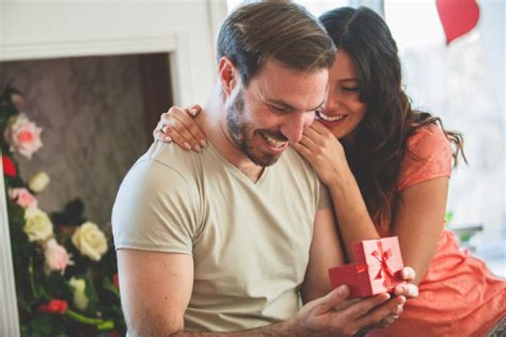 15 Valentine's Day Gifts Your Husband Will Love in 2020