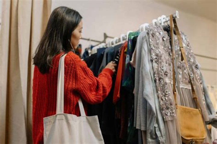 8 Tips for Shopping a Thrift Store Like a Fashion Stylist