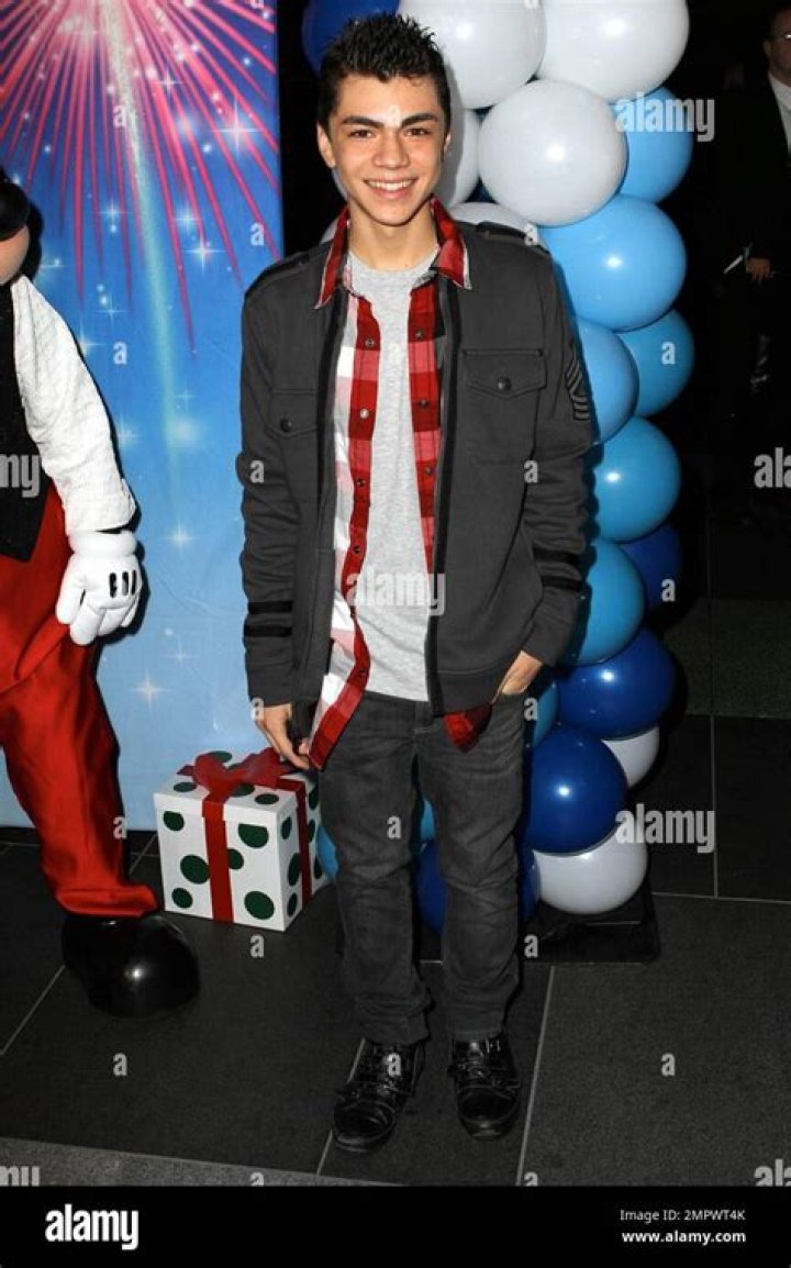 Adam Irigoyen Height, Weight, Age, Body Statistics