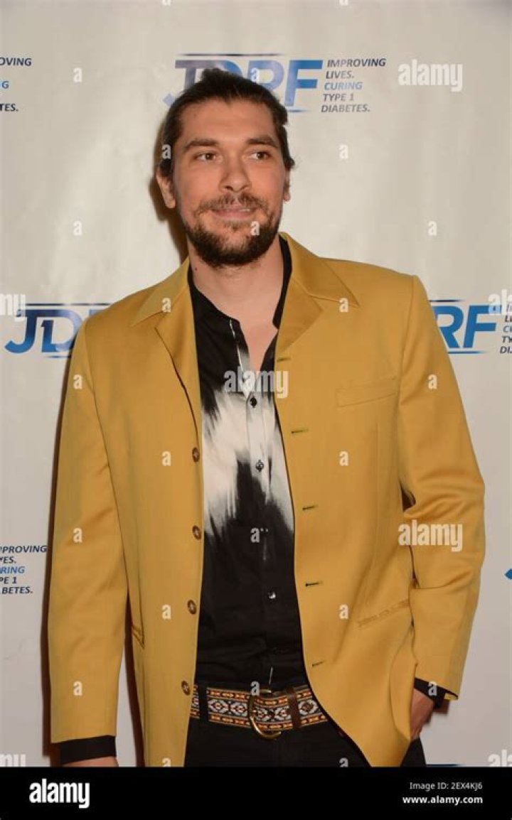Adam Lasher (rocksinger) Wiki,Age,Birthday,Biography,Height,Net Worth ..