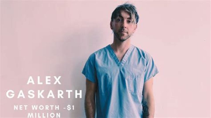 Alex Gaskarth - Bio, Age, net worth, siblings, height, weight, Wiki, Facts and Family