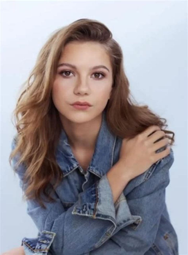 Amie Donald (actress)-Wiki, Age, Net Worth, Biography , Spotify, TikTok, Facebook, Facts and Family