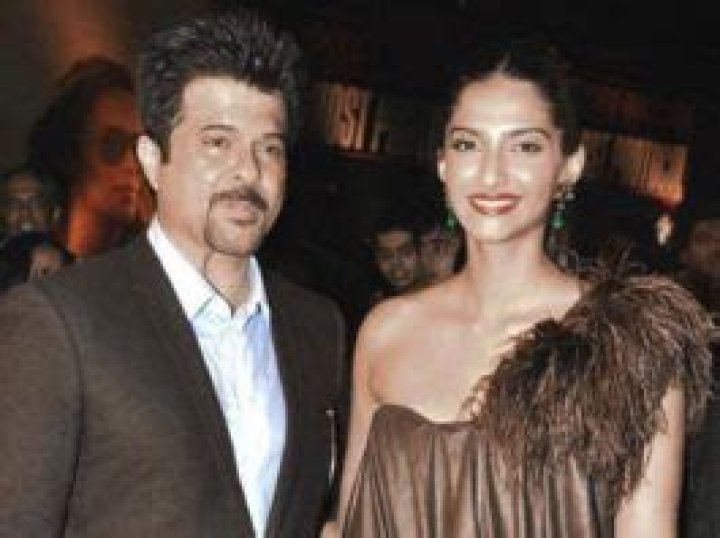 Anil Kapoor Height, Weight, Age, Spouse, Family, Facts, Biography