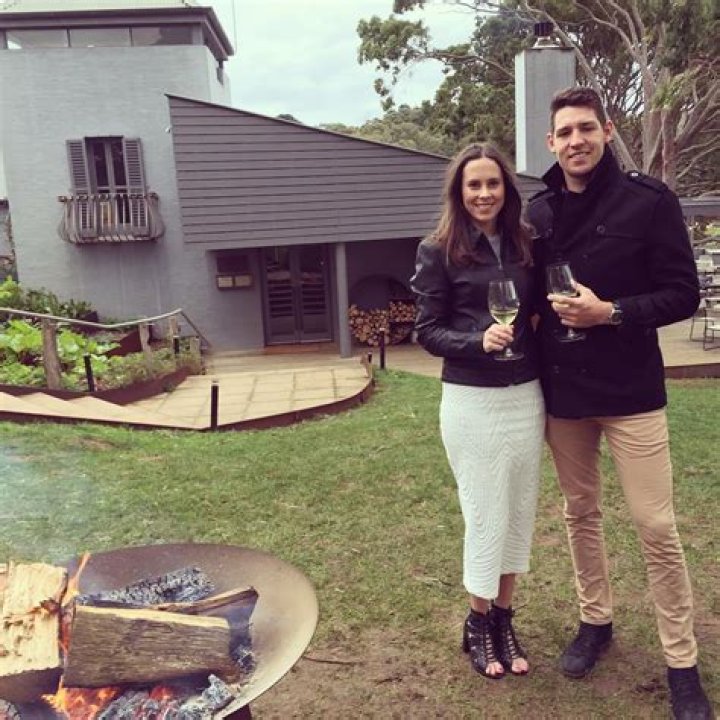 Arryn Siposs Bio, Age, Net Worth, Salary, Contract, NFL Draft, & Stats: Is He Married?