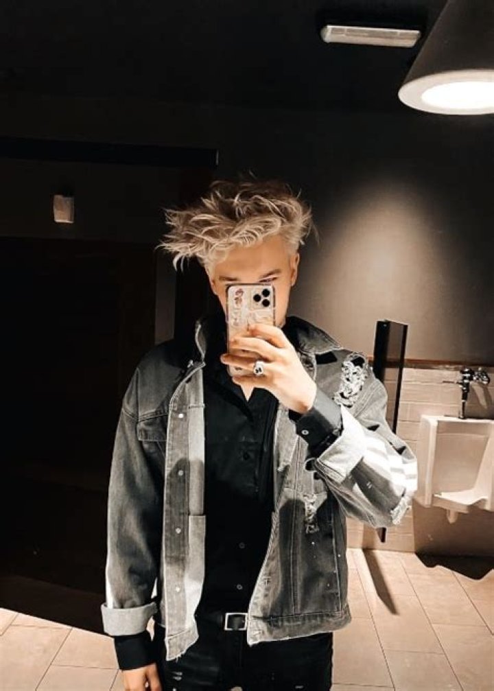 Austin Hare Height, Weight, Age, Body Statistics, Girlfriends, Facts, Family