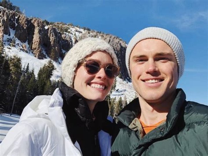 Bailey Noble Height, Weight, Age, Boyfriend, Family, Facts, Biography