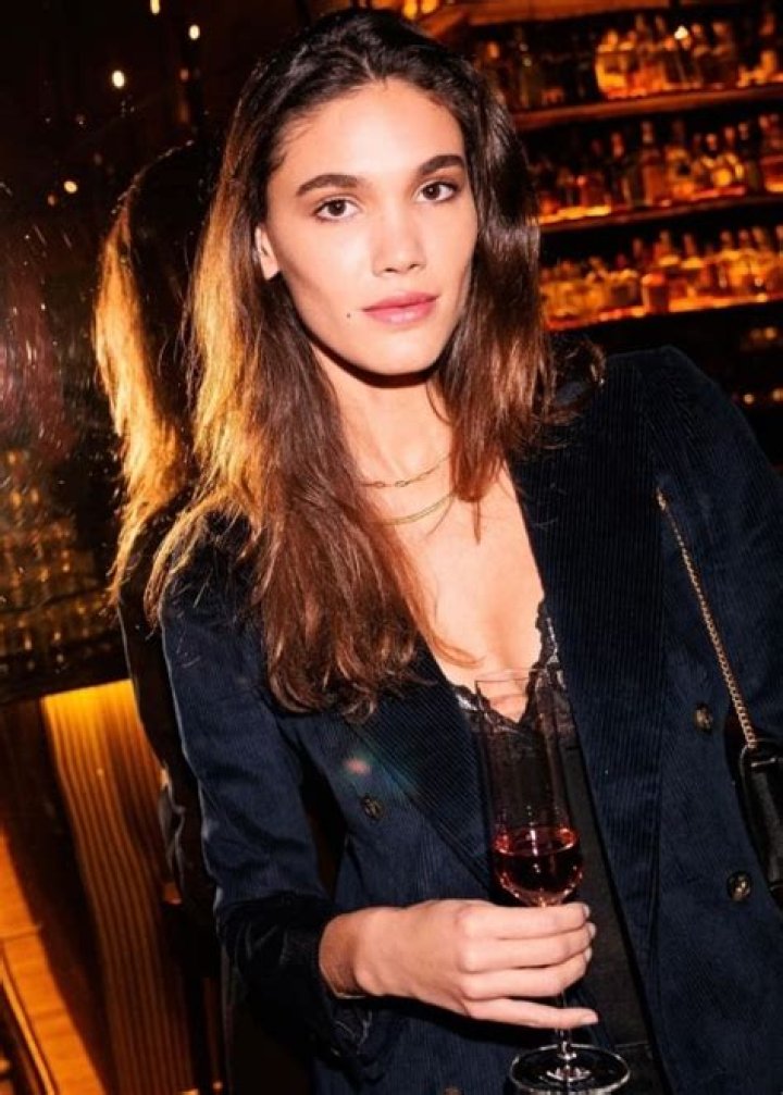 Belén Cuesta Height, Weight, Age, Body Statistics