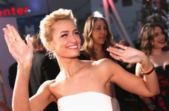 Beth Behrs Net Worth | Celebrity Net Worth