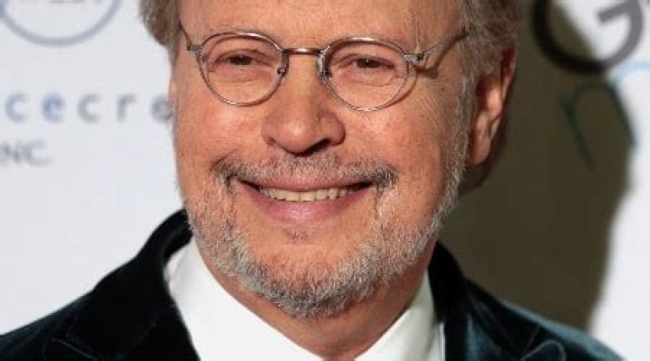 Billy Crystal Height, Weight, Age, Spouse, Children, Facts, Biography