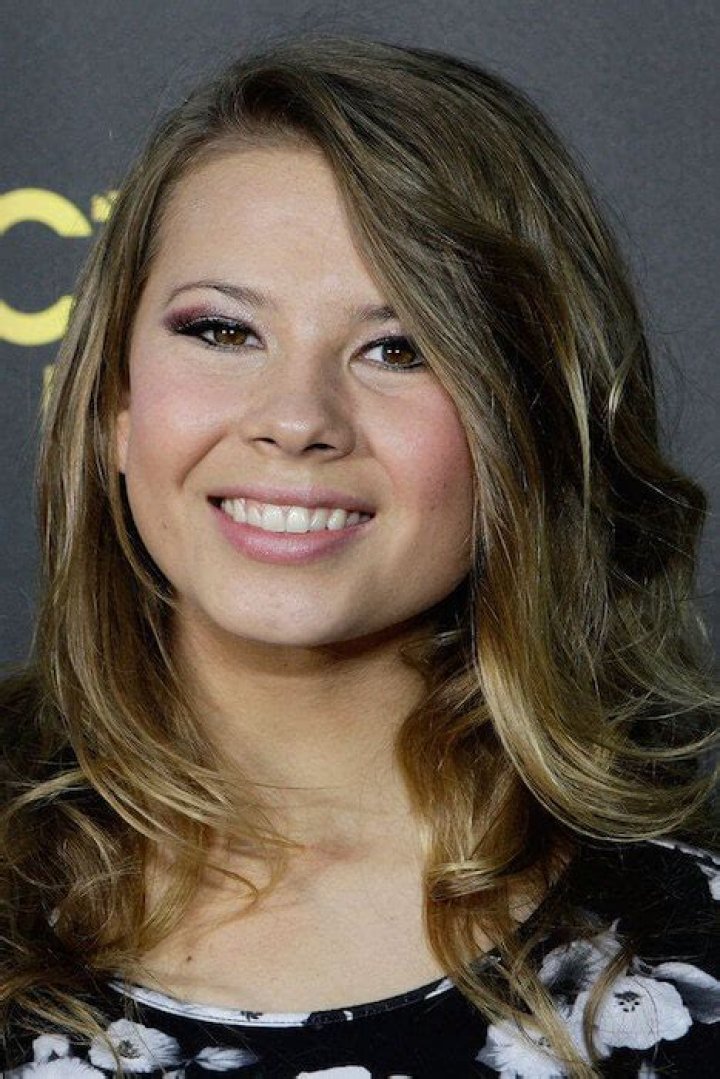 Bindi Irwin Height, Weight, Age, Spouse, Religion, Family, Facts, Biography