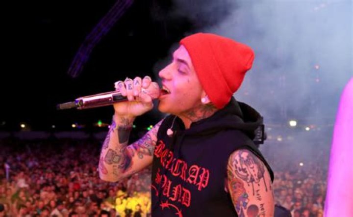 Blackbear Net Worth | Celebrity Net Worth