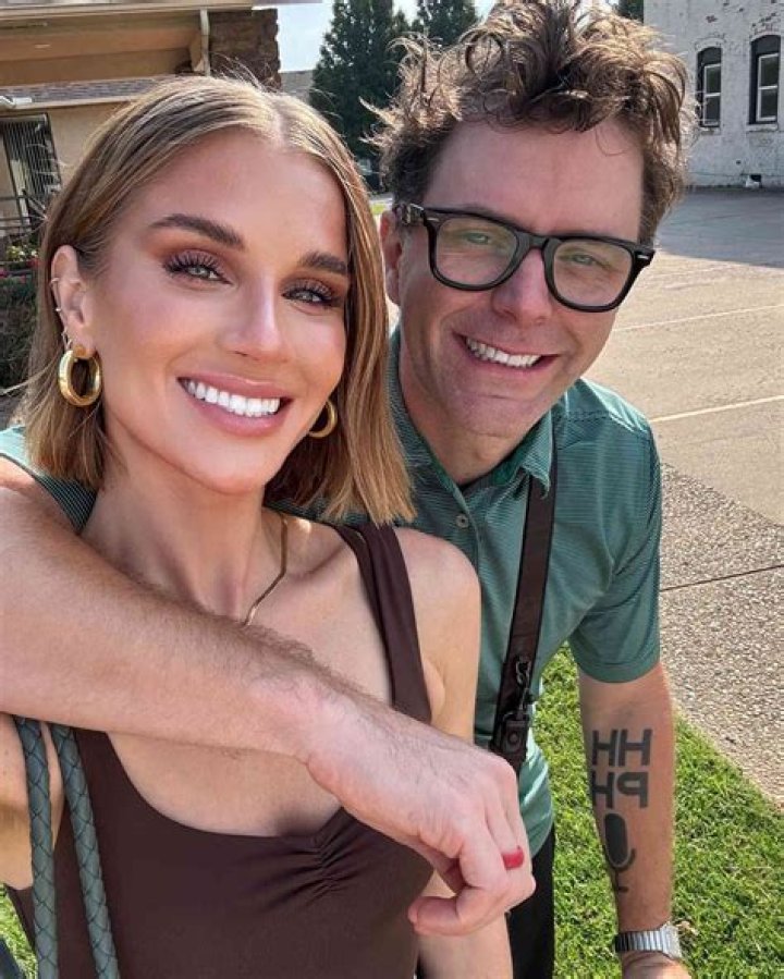 Bobby Bones Height, Weight, Age, Girlfriend, Family, Facts, Biography