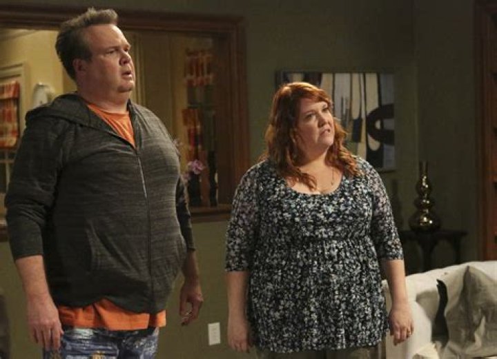 Cam’s Sister Is Back And Driving Mitchell Insane On Tonight’s “Modern Family” – Get The Details Here! – Celeb Secrets