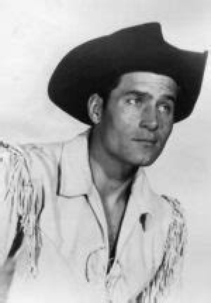 Clint Walker Height, Weight, Age, Net Worth, Biography, Family