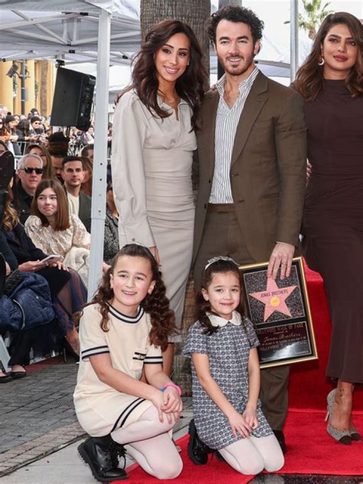 Danielle Jonas - Bio, Age, Wiki, Facts and Family