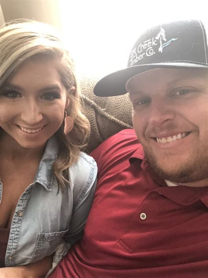 Dave Barnett Bio, salary, net worth, married, affair, dating, children, relationship, career, nationality, age, wife