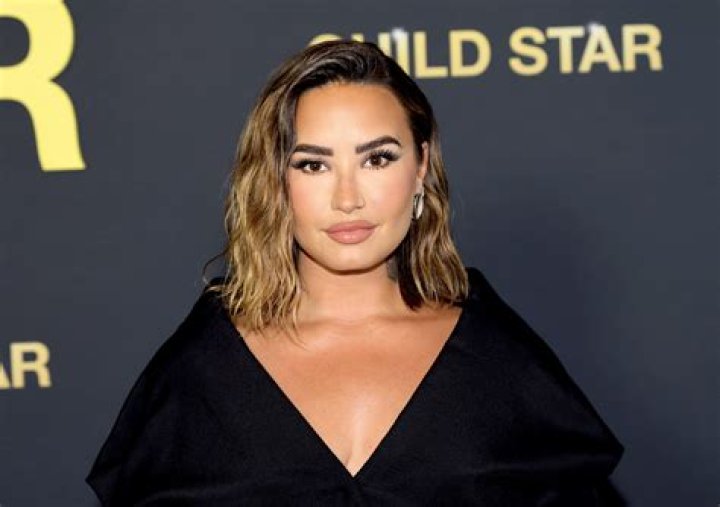 Demi Lovato Mourns Death Of Her Grandpa In Heartbreaking Tribute: This ‘Hurts’