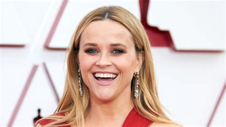 Did Reese Witherspoon Go To College?