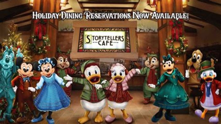Dining Reservations Now Available During Holiday Parties at Magic Kingdom