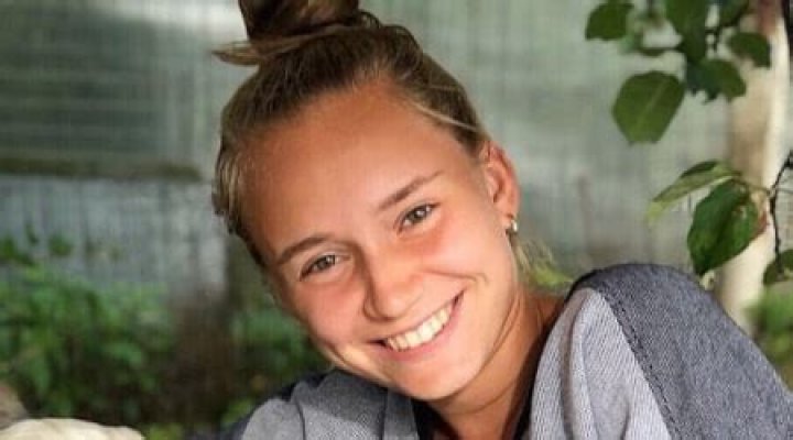 Elena Rybakina Height, Weight, Age, Family, Facts, Biography