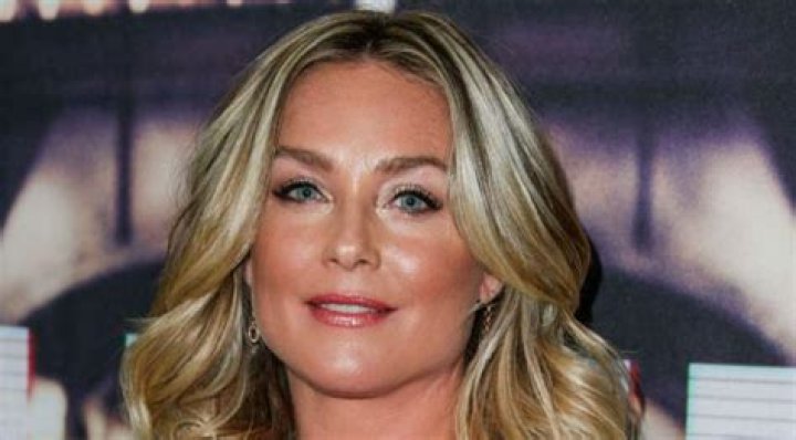 Elisabeth Röhm Height, Weight, Age, Boyfriend, Family, Facts, Biography