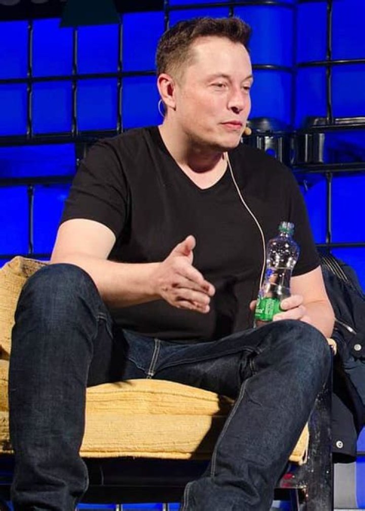 Elon Musk Height, Weight, Age, Spouse, Children, Family, Biography