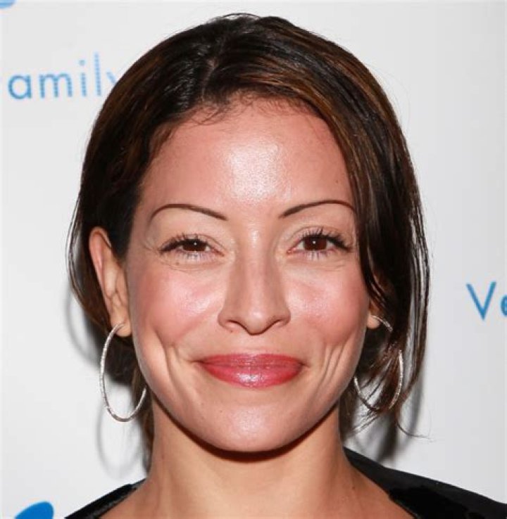 Emmanuelle Vaugier Net Worth | Celebrity Net Worth