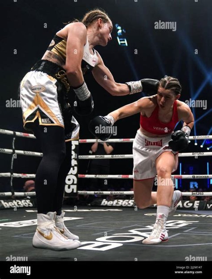 Femke Hermans Boxing Stats, Earnings, and Net worth (Bio, Age, Family, Affair, Boyfriend)