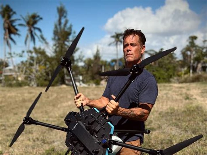 Florida Drone Cleaning Douglas Thron net worth, income and estimated earnings of Youtuber channel