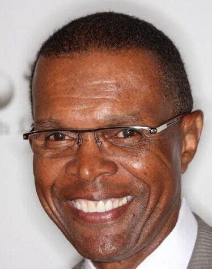 Gale Sayers Net Worth | Celebrity Net Worth
