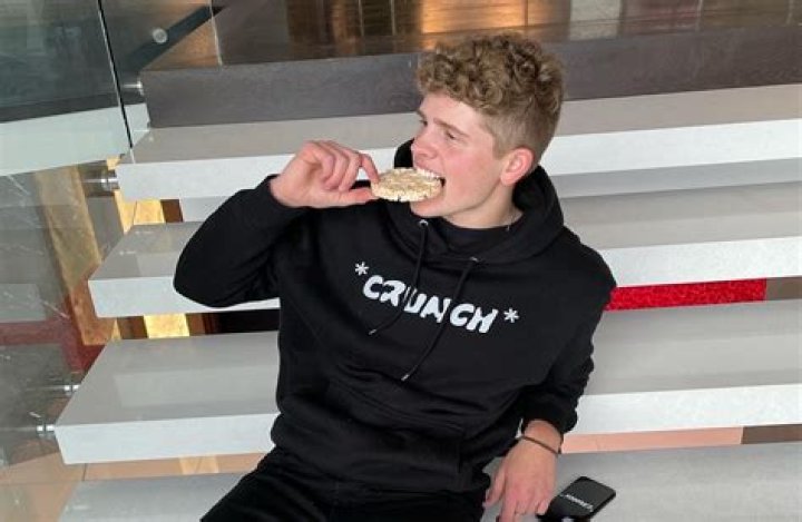 Getting to Know Tommy Winkler – aka The King of Crunch on TikTok (Q&A) – Celeb Secrets