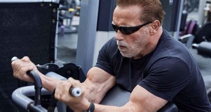 How Many Calories Does Arnold Schwarzenegger Eat In A Day?