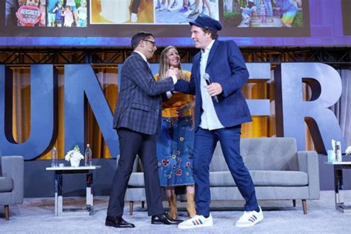 In 1996 Jesse Itzler Had To Finance N.Y. Yankee Tickets Today He's A Multi-Millionaire Married To A Billionaire