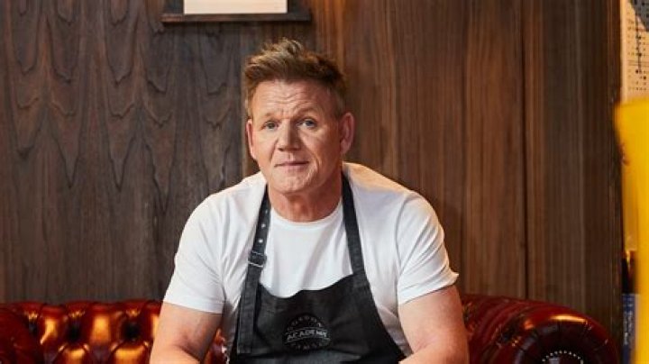 Is Gordon Ramsay Left-Handed?