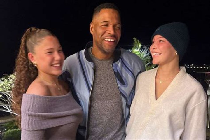 Is Michael Strahan Gay? Girlfriend/Wife, Kids.