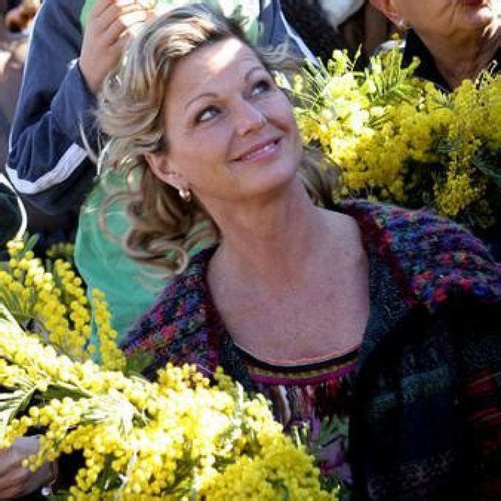 Jeane Manson Net Worth | Celebrity Net Worth