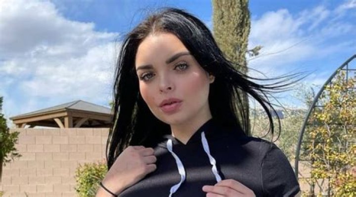 Jessica Kaylee (webvideostar) - Wikipedia, Age, Net Worth, Biography , Spotify, TikTok, Facebook, Facts and Family
