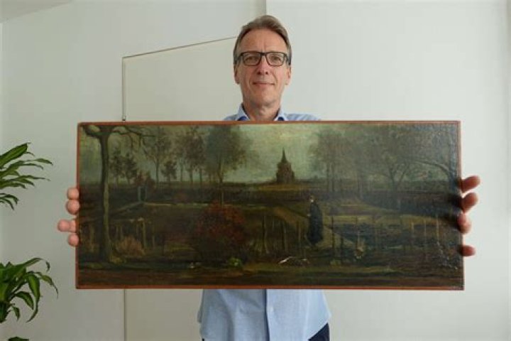 Johnny Depp To Sell Prized Paintings for Millions