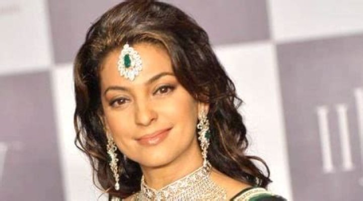 Juhi Chawla Height, Weight, Age, Spouse, Family, Facts, Biography