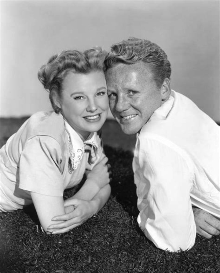 June Allyson - Bio, Age, Wiki, Facts and Family