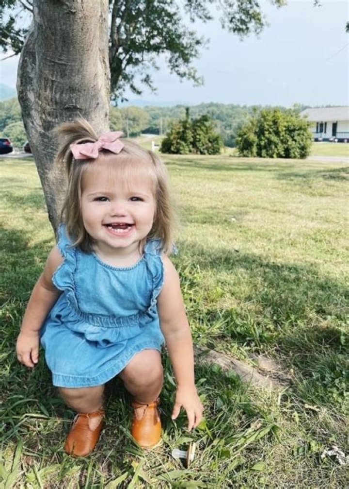 Khloé Eileen Bates Height, Weight, Age, Body Statistics