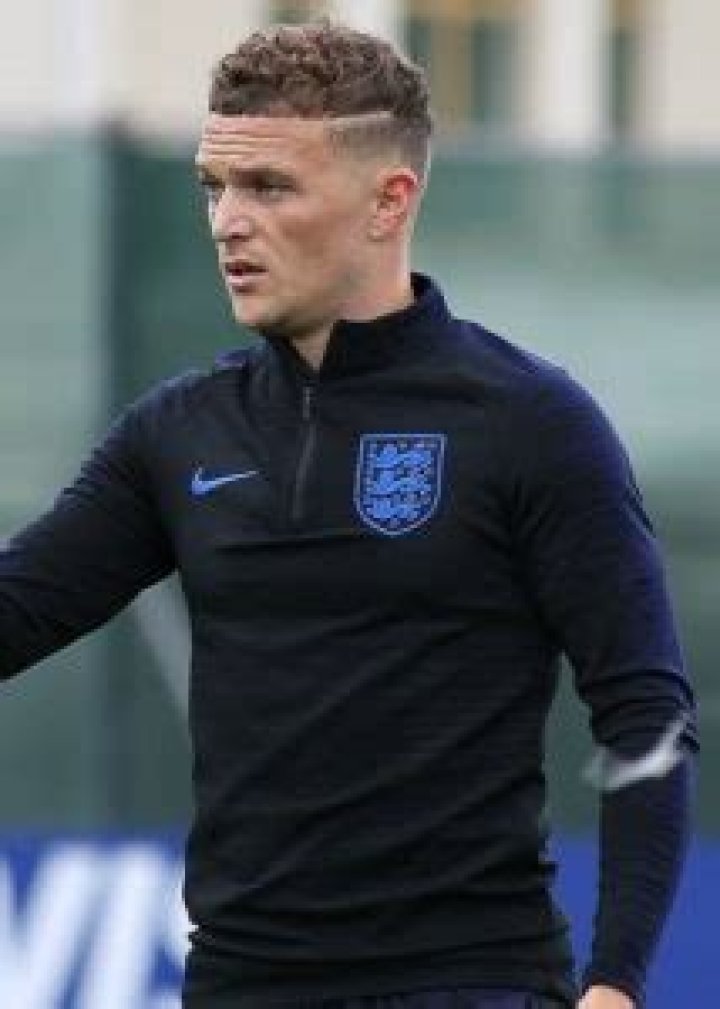 Kieran Trippier Height, Weight, Age, Spouse, Family, Facts, Biography