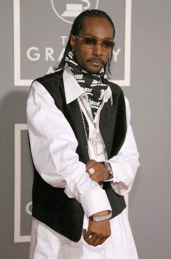 Krayzie Bone Height, Weight, Age, Spouse, Family, Facts, Biography