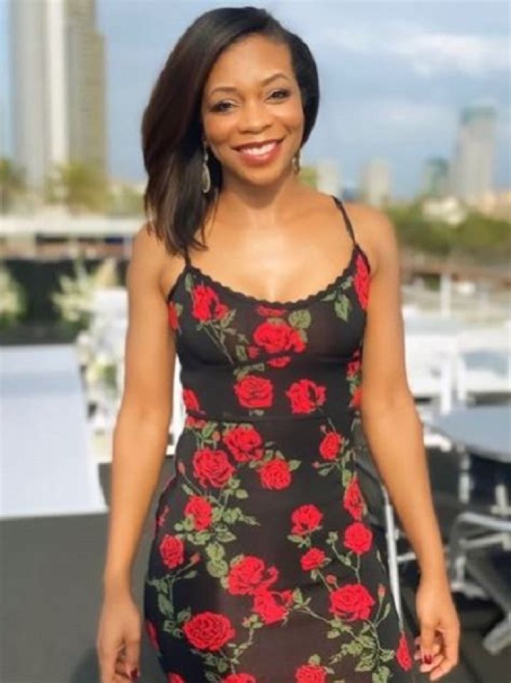 Kristina Pink, Biography, Sportscaster, Fox sports, NFL, Salary, Net worth, Career, Personal life, relationship, affair, married, children, facts, age