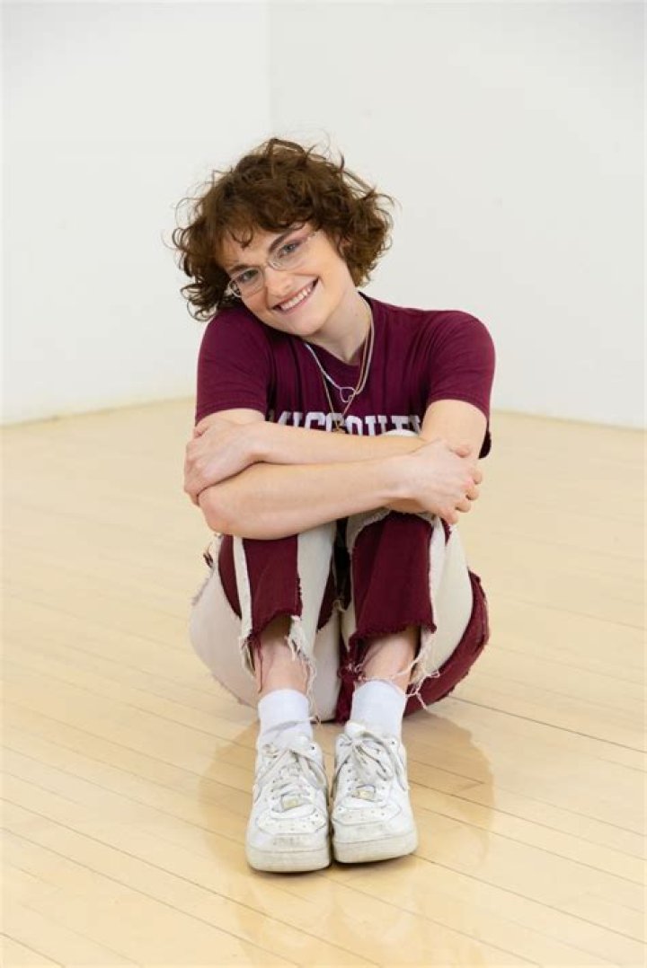 Lili Hayes - Bio, Age, Wiki, Facts and Family