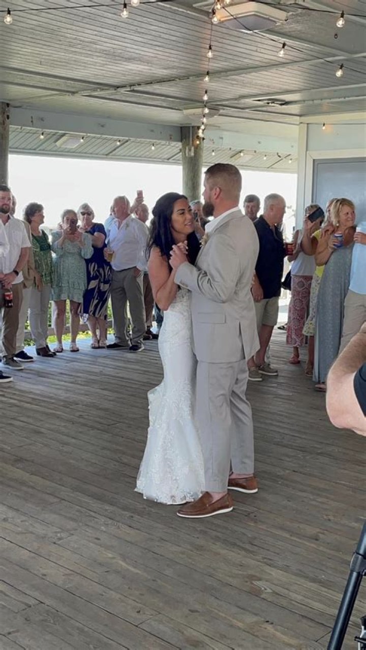 Lovely Mimi’s Boyfriend In 2 Is She Still Married?