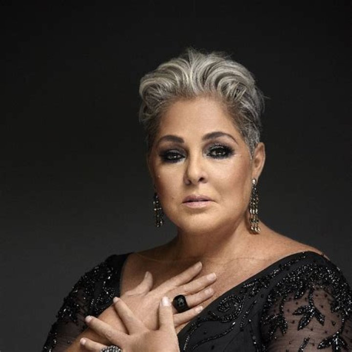 Mexican Singer Lupita D’Alessio To Receive “Legend Award” At The 2022 Latin AMAs – Celeb Secrets