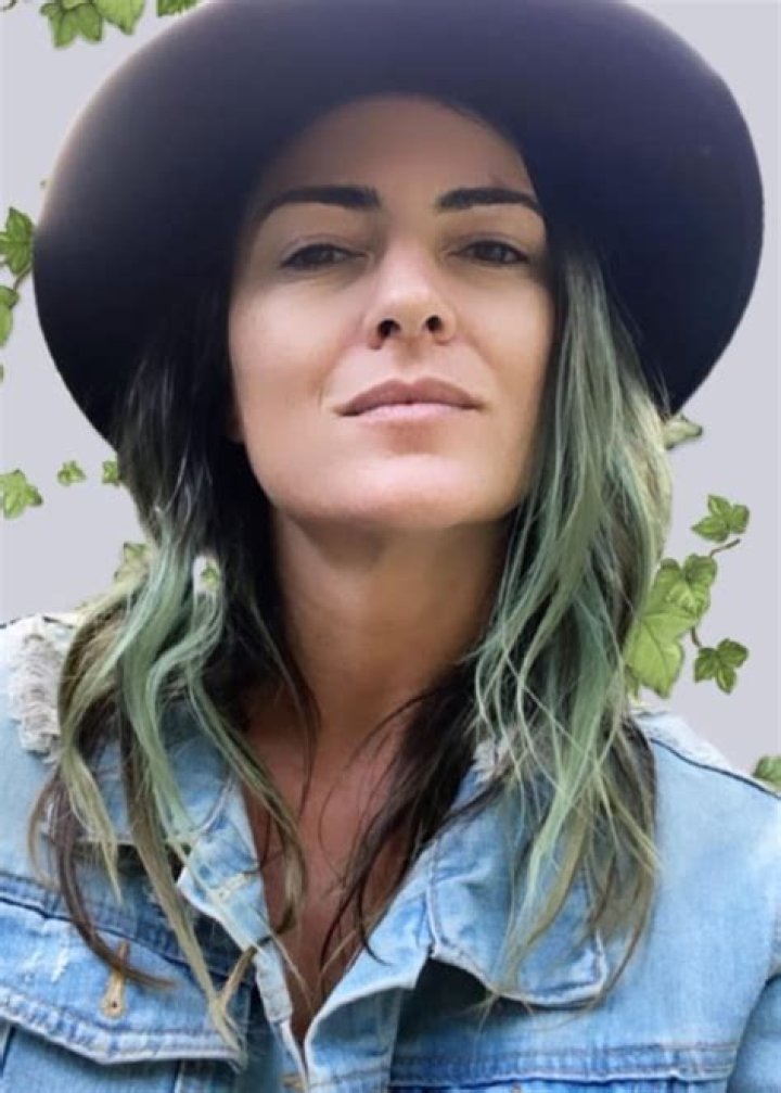 Monique Ganderton Height, Weight, Age, Facts, Family