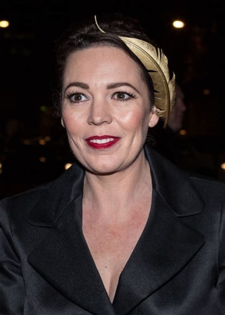 Olivia Colman Height, Weight, Age, Spouse, Family, Facts, Biography