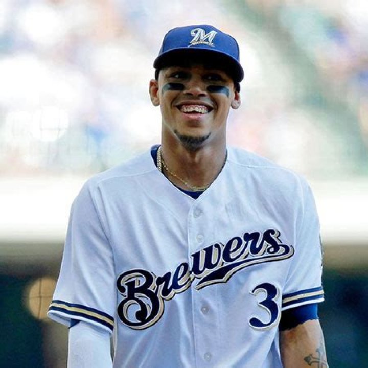 Orlando Arcia Biography- MLB player, salary, stats, contracts, net worth, married, relationship, affair, age, family, nationality, career, dating